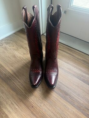 Circle G Women's Burgundy Moto Western Boots with Stud Detail